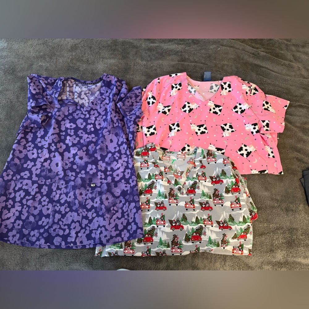 Set of 3 Scrub Tops
